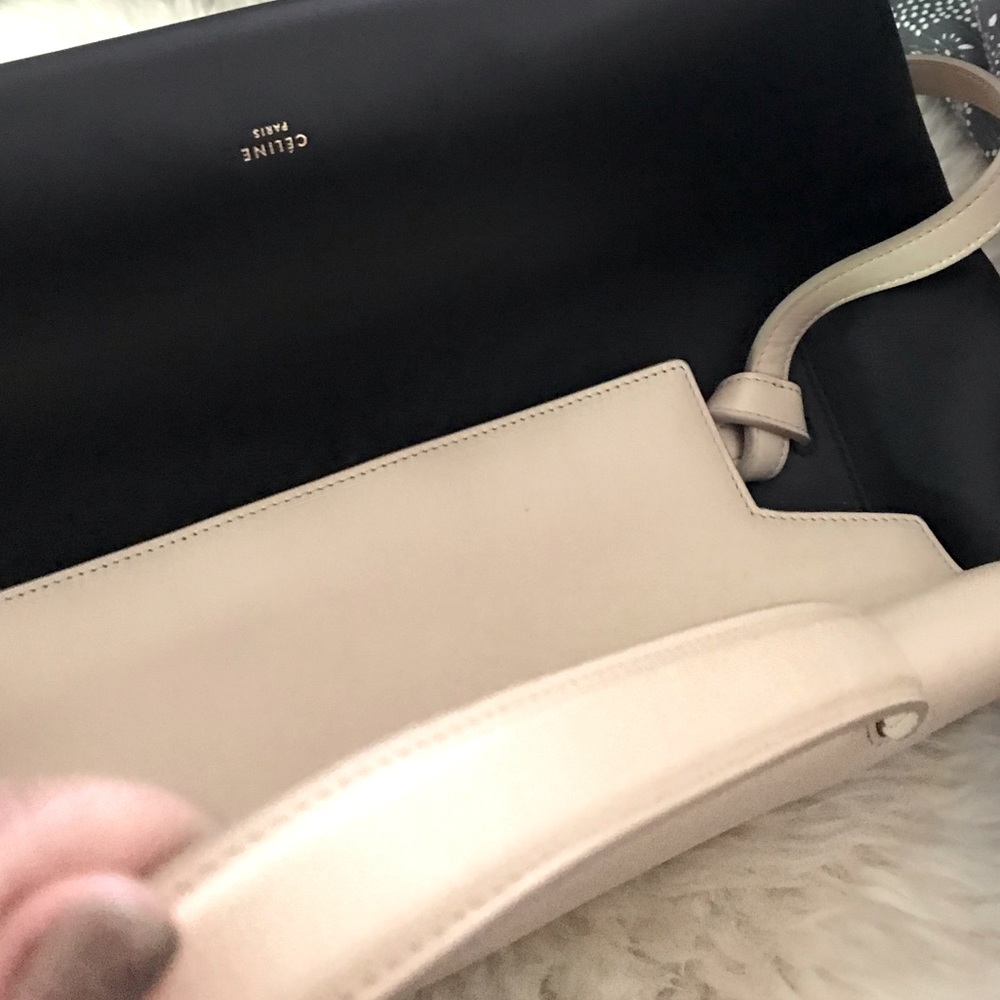 ✨ CELINE ✨ Bicolor Belt Bag - Black and Cream - Stunning and Timeless - Picture 5 of 12